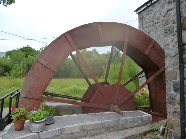 Middle Mill Panzió Kidwelly Kültér fotó